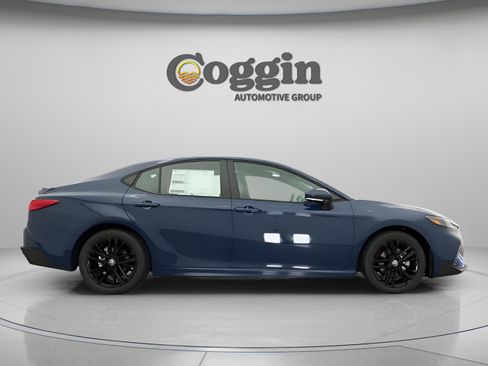 New 2026 Toyota Camry SE FWD image 22