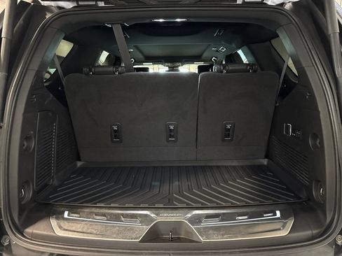 Used 2023 Chevrolet Tahoe RST w/ Luxury Package AWD/4WD image 14