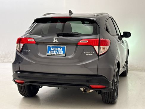 Used 2022 Honda HR-V Sport image 9