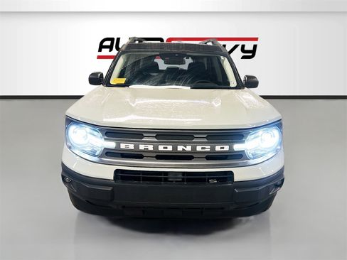 Used 2023 Ford Bronco Sport Outer Banks w/ Tech Package image 2