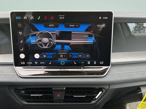 New 2026 Volkswagen Tiguan SE FWD image 22