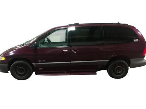 Used 1999 Plymouth Grand Voyager FWD image 2
