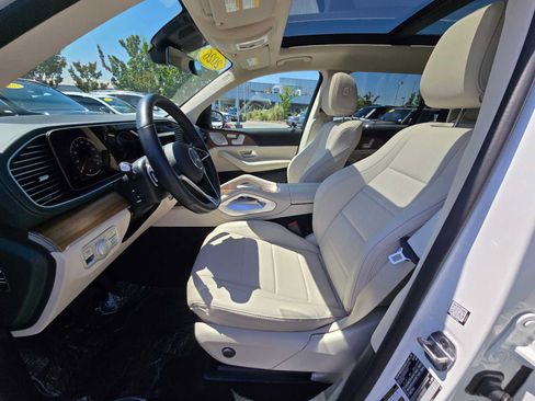 Used 2026 Mercedes-Benz GLS 450 4MATIC image 22