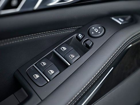 New 2026 BMW X5 xDrive40i w/ M Sport Package AWD/4WD image 19