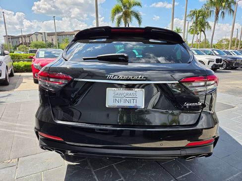 Used 2022 Maserati Levante GT image 10