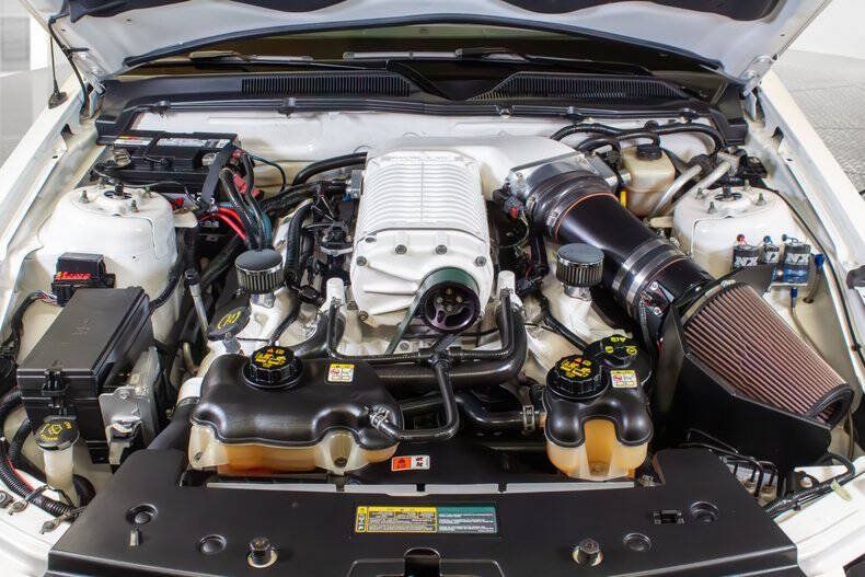 Used 2008 Ford Mustang Shelby GT500 RWD image 22