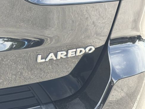 Used 2020 Jeep Grand Cherokee Laredo RWD image 8
