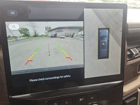 Used 2024 Ford Expedition Limited AWD/4WD image 36