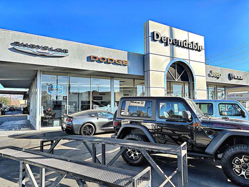 New 2023 Dodge Hornet GT w/ Track Pack image 38