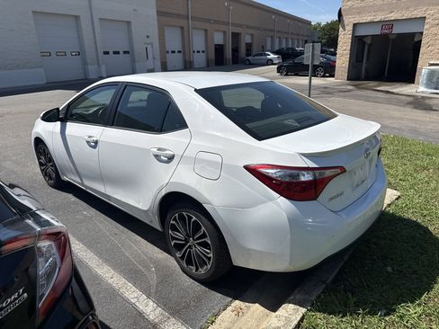 Used 2015 Toyota Corolla S FWD image 10
