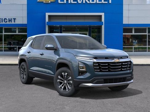 New 2027 Chevrolet Equinox LT w/ Convenience Package II FWD image 7