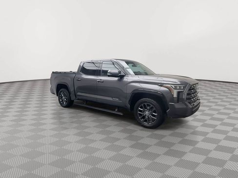 Used 2023 Toyota Tundra Platinum AWD/4WD image 43