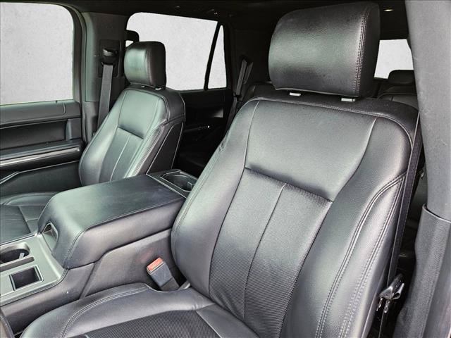 Used 2020 Ford Expedition XLT w/ Equipment Group 202A RWD image 17
