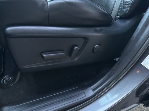 Used 2018 Toyota Tundra Limited image 15