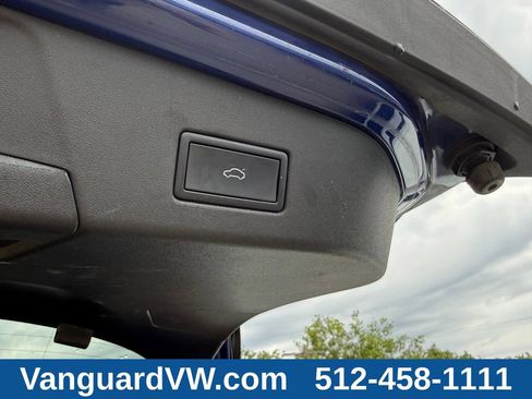 Used 2021 Volkswagen ID.4 Pro S RWD image 11