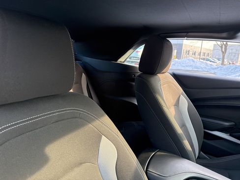 Used 2023 Chevrolet Camaro LT w/ Technology Package image 7