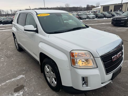 Used 2015 GMC Terrain SLE image 3