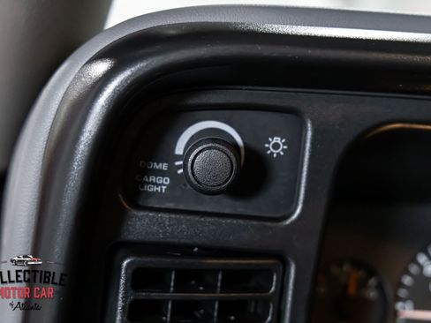 Used 1996 Dodge Ram 2500 Truck 2WD Club Cab image 43