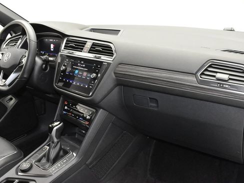 Used 2024 Volkswagen Tiguan SEL R-Line AWD/4WD image 30