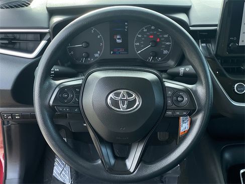 Used 2024 Toyota Corolla LE image 11