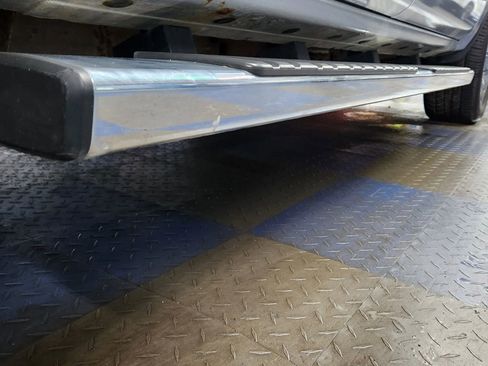 Used 2018 GMC Sierra 1500 SLT image 62