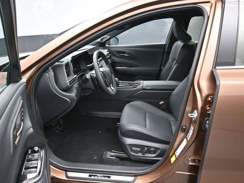 Certified 2026 Toyota Crown Signia AWD/4WD image 11