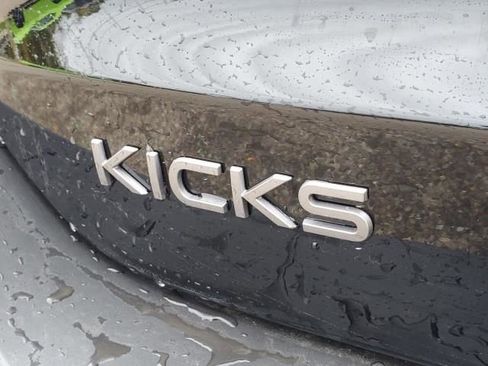 New 2026 Nissan Kicks SR w/ SR Premium Package image 17