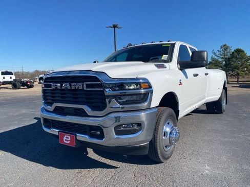 New 2026 RAM 3500 Tradesman w/ Chrome Appearance Group A image 3