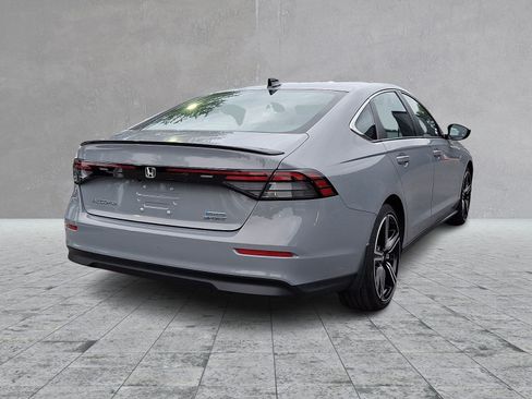 Used 2023 Honda Accord Sport image 6