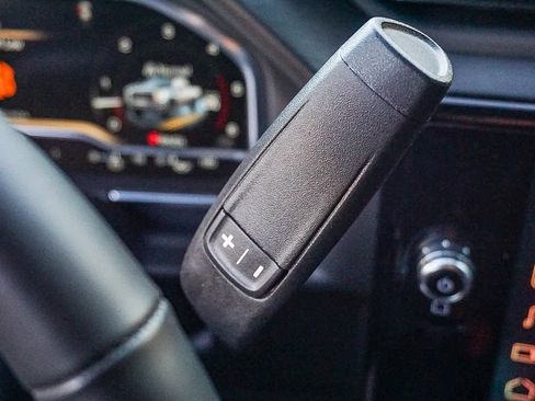 Used 2025 GMC Sierra 2500 AT4 w/ AT4 Premium Plus Package image 20