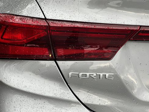 Certified 2024 Kia Forte LXS image 30