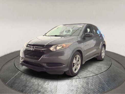 Used 2016 Honda HR-V LX image 3