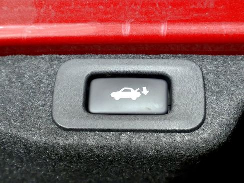 Used 2018 Lexus ES 300h w/ Luxury Package image 16