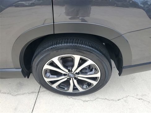 Used 2021 Subaru Forester Limited image 10