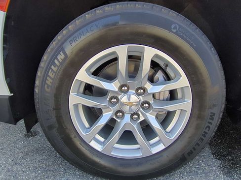 Used 2024 Chevrolet Tahoe LT RWD image 28
