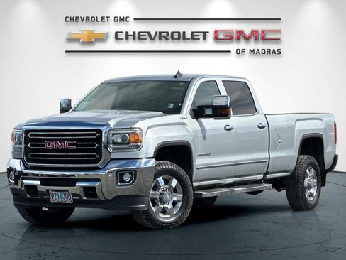 Used 2016 GMC Sierra 3500 SLT w/ Duramax Plus Package image 7