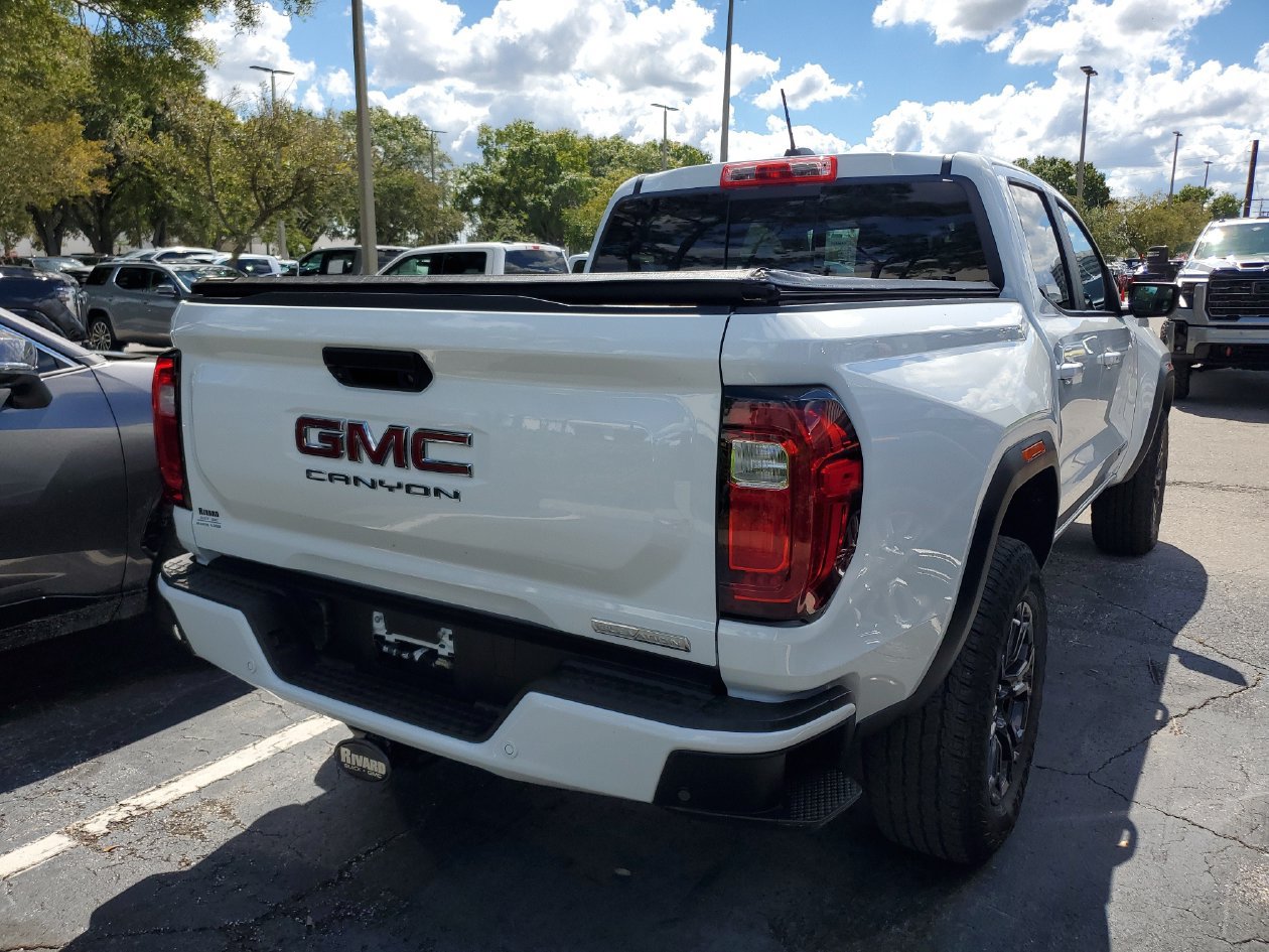 Used 2024 GMC Canyon Elevation w/ Convenience Package RWD image 4