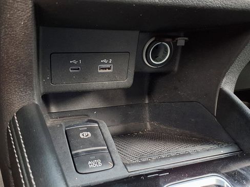 Certified 2023 Nissan Kicks SR w/ SR Premium Package image 22