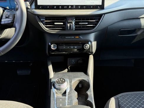 Certified 2023 Ford Escape Active w/ Tech Pack #2 image 9