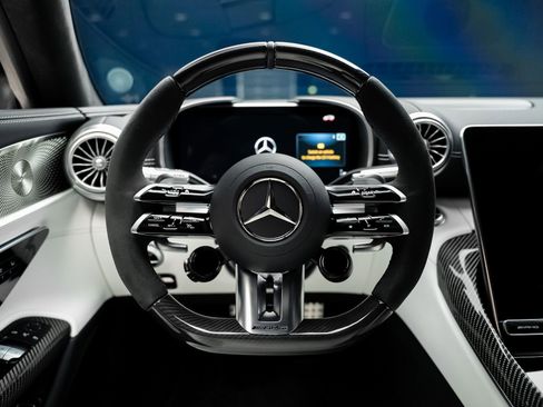 Used 2025 Mercedes-Benz AMG GT 63 image 47