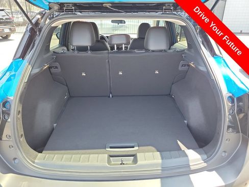 Used 2025 Nissan Kicks SR FWD image 26