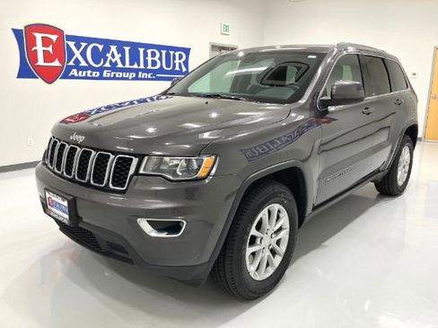 Used 2021 Jeep Grand Cherokee Laredo AWD/4WD image 8