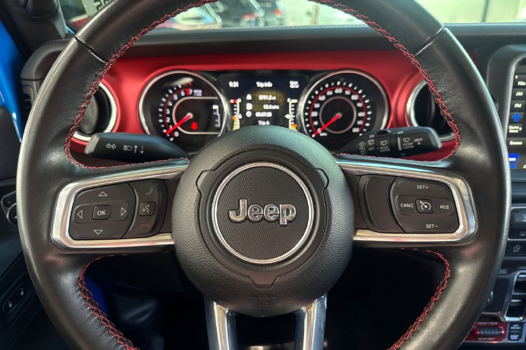 Used 2022 Jeep Wrangler Unlimited Rubicon w/ LED Lighting Group AWD/4WD image 23