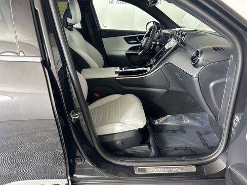 Certified 2024 Mercedes-Benz GLC 300 image 14