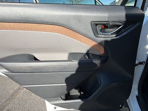 Used 2025 Subaru Forester Sport image 14