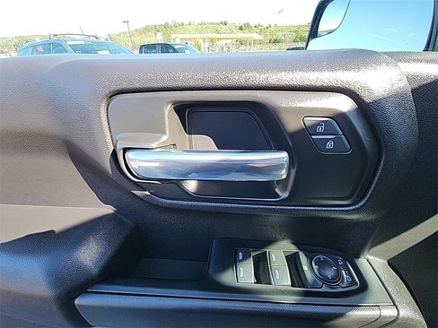 Certified 2024 Chevrolet Silverado 1500 Custom image 14
