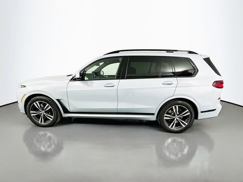 Used 2025 BMW X7 xDrive40i w/ M Sport Package image 8