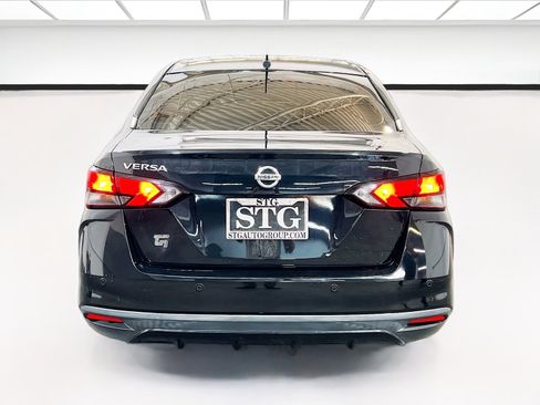 Used 2021 Nissan Versa S image 5