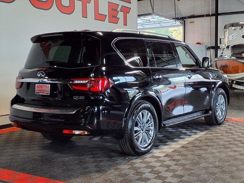 Used 2019 INFINITI QX80 Luxe image 8