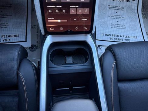 Used 2024 Lucid Air Pure image 28